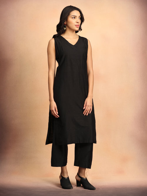 The Modern Muse Women's Shacket Kurta set with Trousers